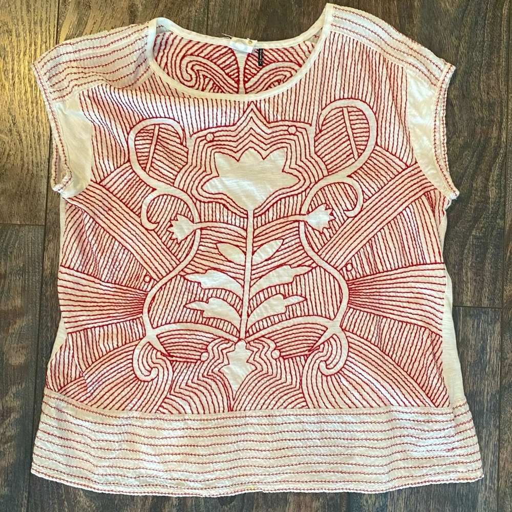 Anthropologie Top - Akemi + Kin